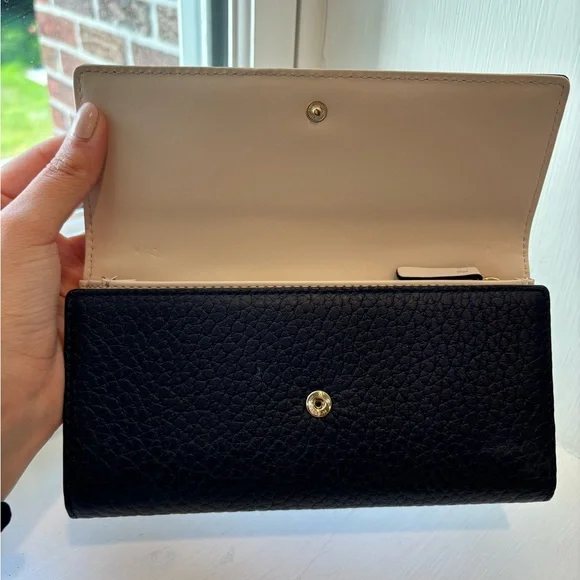 Kate Spade Wallet - Picture 2 of 7